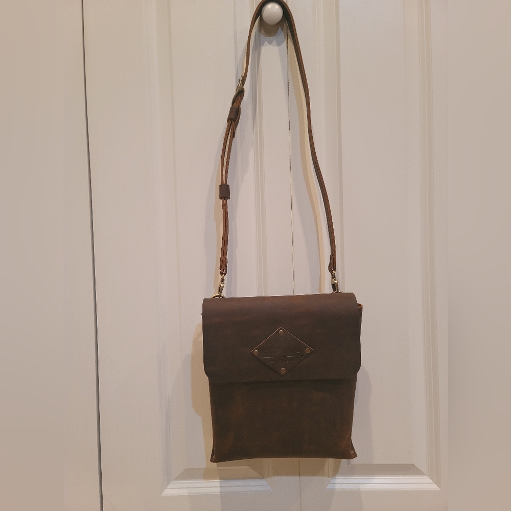 Portland Leather Goods Hawkeye Satchel - Color: Canyon (Premium)